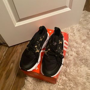 Nike Hurraches x LV unisex sneakers